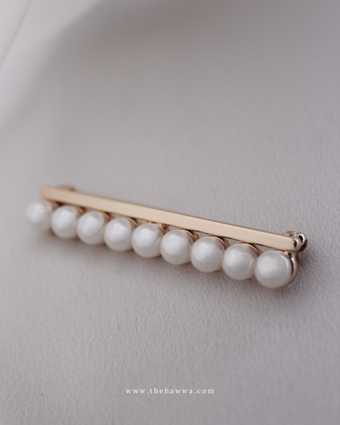 Qamar Long Brooch