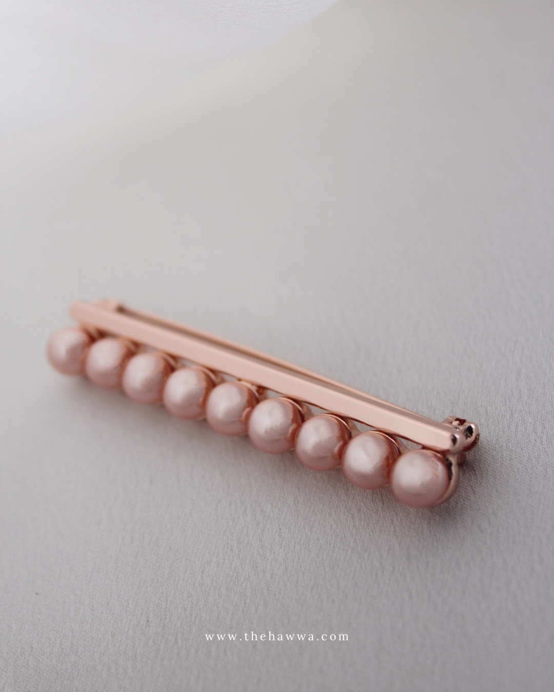 Qamar Long Brooch