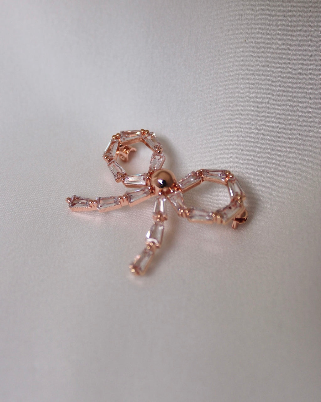 Belle Bow Brooch