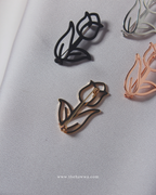 Tulip Stalk Brooch